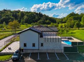 Villa Otokar, hotel com banheiras de hidromassagem em Dolenje pri Jel&scaron;anah