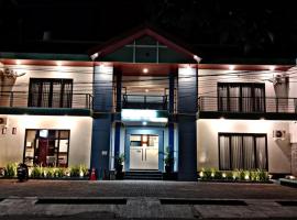 Crown Hotel Pangandaran Syariah, hotel v destinaci Pangandaran
