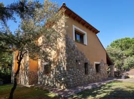 Winahost Fanega II, hotel a Velayos