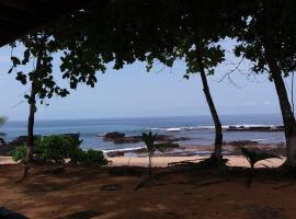 Acampamento jalé Ecolodge, hotel v destinaci São Tomé