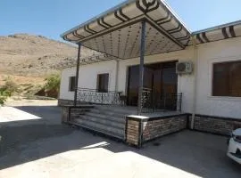 UHUM GUESTHOUSE nuratau mountain
