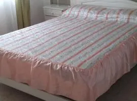 Departamento 2 ambientes a metros del mar y de la peatonal