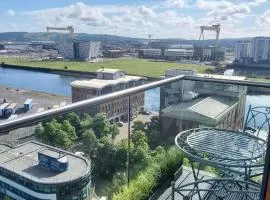 Sailortown Stays - 4 Star Luxury Apartment