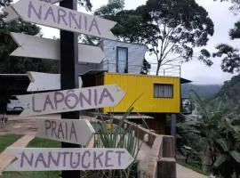 Casa de lata container