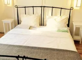 Interhost Guest rooms and apartments