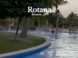 منتجع هوانا روتانا Hawana rotana, acomoda&ccedil;&atilde;o com cozinha em Salalah