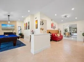 Chic 4BR Home Hot Tub Game Room