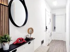 ALMAR WeGo Puerto Santiago! Habitaciones Privadas con baños compartido- Private Rooms in Shared Apartment