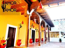 Artisanal-Casa in the Center of San Cris, hotel San Cristóbal de Las Casasban