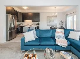 Luxury Living 5 mins from the Falls