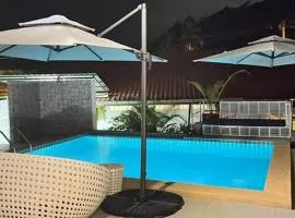 Elephant Sports Bar and Accommodation