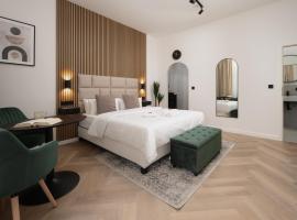 ROOMS Bremen -Super Zentrale Studio-Apartments HBF-Messe-&Ouml;VB Arena-City，布萊梅的有停車位的飯店