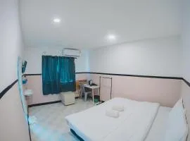 Mitr INN Phuket Old Town - มิตร อินน์ ภูเก็ตโอลทาวน์