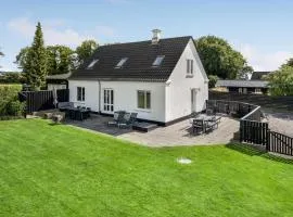Four-Bedroom Holiday Home In Borkop