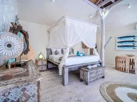 Atlantis Bungalows
