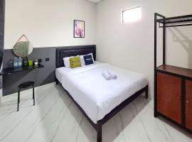 Urbanview Hotel Syariah Terra House Pati by RedDoorz, hotel em Pati