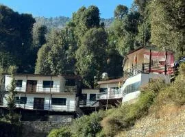 The Badasu Cottages