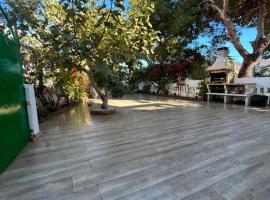 Faro de Mar, hotel in San José