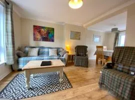 Traditional 3 bed town house