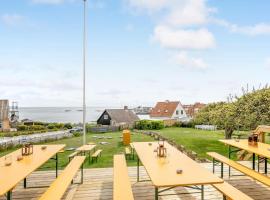 1 Bedroom Nice Apartment In Svaneke, hotel que aceita pets em Svaneke