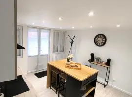 "Modern Cosy" Hyper centre