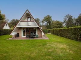 Roerdomp I Vrijstaande Bungalow met Buiten Zitjes, hotel sa Zwiggelte