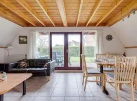 Roerdomp I Vrijstaande Bungalow met Buiten Zitjes