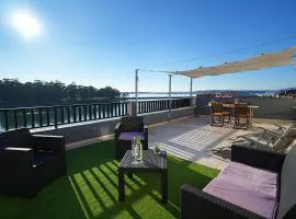 Apartamento con terraza con vistas al mar