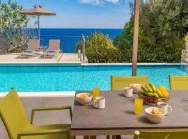 Villa Dinos with swimming pool