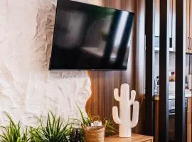 Premium Azure Suites Center