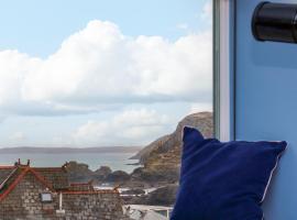 Mavericks Wave, hotel in St. Agnes 