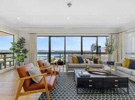 Heritage Penthouse in CBD