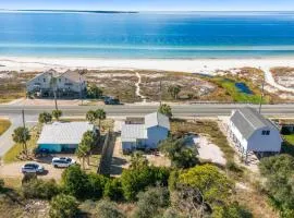 Beach House - Leaf Relief by Panhandle Getaways