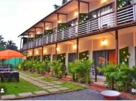 YogiTree Beach Resort & Cafe - 100m from Morjim Beach