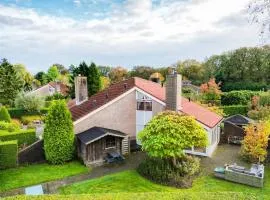 Rode Wouw I Stijlvolle Bungalow