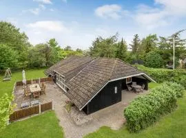 Holiday Home Tjørnevænget Humble Ix