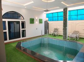 Grand Shalimar Hotel, hotel in Multan