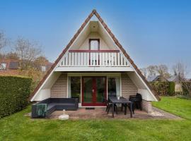 Nachtzwaluw I Huisje met Buiten Zitplek, hotel di Zwiggelte