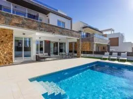 Beautiful Home In Torrevieja With Wifi