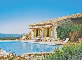 3 Bedroom Gorgeous Home In Venasque