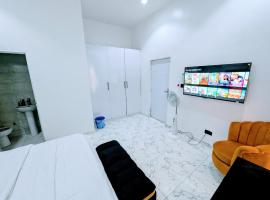Finery Apartment, hotel med boblebade i Lekki