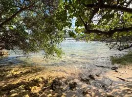 L'Amandier de Suzana - Plage intimiste juste en face