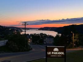 Auberge le Parasol, B&B in Saguenay
