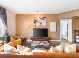 Pool, Walk Restaurants plus Bars on Famous Music Row, ξενοδοχείο στο Νάσβιλ