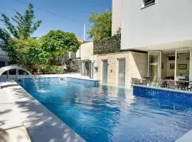 Villa Hedonia with heated pool, Diklo