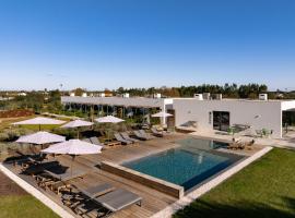 Quinta da Amendoeira - Évora - The Farmhouse, hotel in Évora