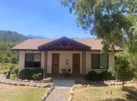Tumu&ntilde;an Lodge, acomoda&ccedil;&atilde;o com onsen em El Llano