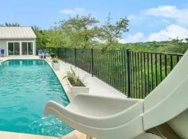 Hill Country Getaway