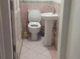 Ahllan Hostel For Men onlyغرف خاصة للرجال فقط 仅限男士 女士不允许