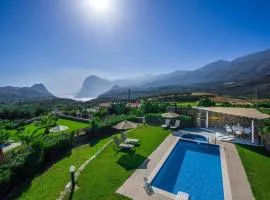 Armonia Villa with Sea View